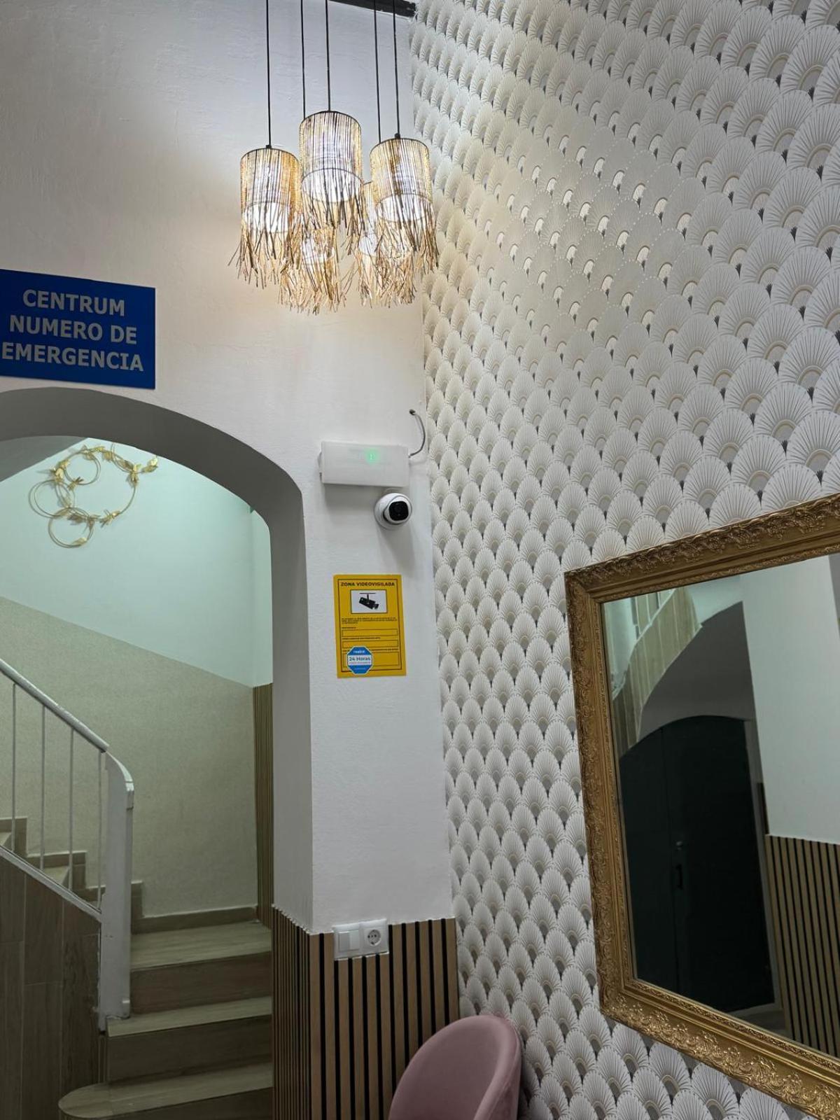 Luxury Apartments Near The Beach And Downtown Centrum 8 Alicante Exterior foto